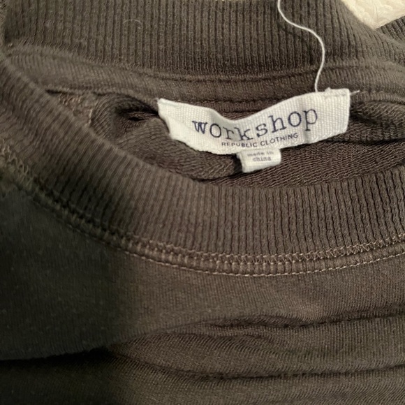 Sweatshirt - Picture 3 of 3